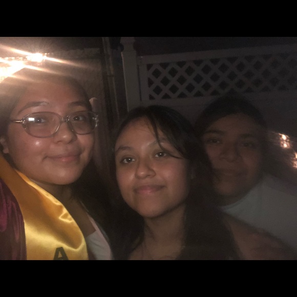 Meet your Posher, Yaratzed - Picture 3 of 5